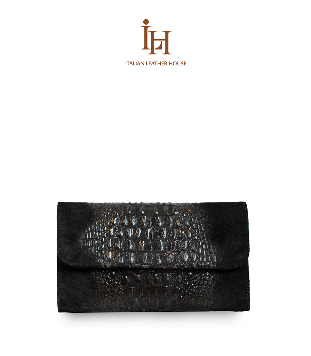 Cargiwa gorgeous designer black Italian leather purse, gold chain straps,  EUC